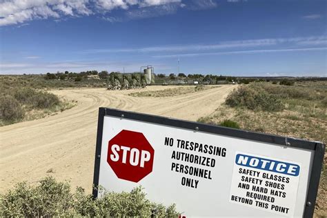 New Mexico imposes oil and gas moratorium on state land near schools